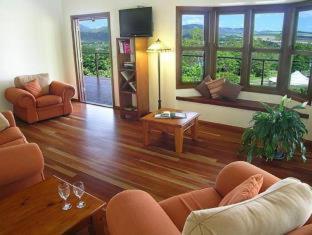The Summit Bed & Breakfast - 7