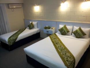 Admiral Nelson Motor Inn - 9
