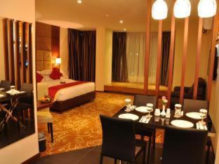 Aston Inn Gideon Batam - 1