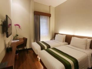 Grand Whiz Hotel Nusa Dua Bali - 2