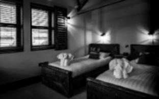 Charter House - Newport - 6