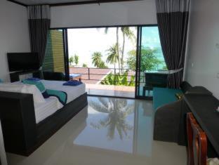 Kathalee Beach Resort & Spa - 6