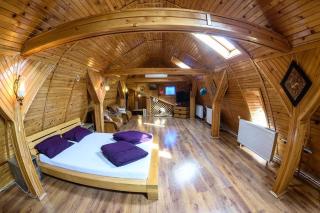 Wooden Attic - Braşov - 0