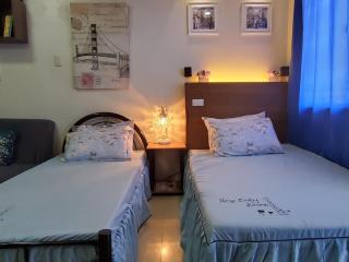 Jen's Paranaque City Apartment - Manila - 4