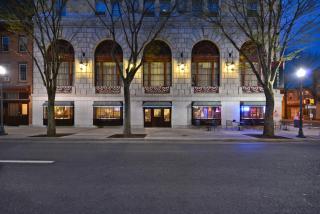 Genetti Hotel, SureStay Collection by Best Western - 9