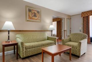 Quality Inn & Suites Conference Center - New Port Richey - 1