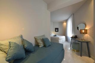 Boutique Hotel de la Ville - 1
