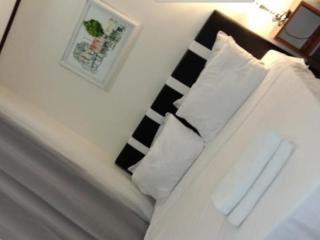 Jen's Paranaque City Apartment - 6