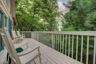 ✪Pigeon Forge✪ View 2 King Bed GSMNP WiFi Hot Tub! - Sevierville - 4