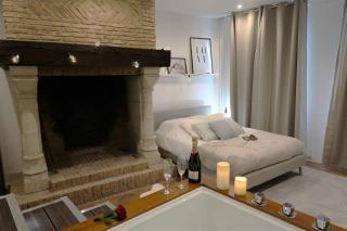 La Suite, love room, Grand Jacuzzi, port de plaisance de Saint Valery En Caux - Saint-Valery-en-Caux - 6