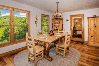 The Nuthouse II, Pool Table, WIFI, 1089 FREE tickets each paid day, Dollywood and More - Sevierville - 8