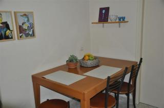 Stone Guesthouse - 8