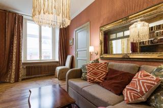 Unique & Cozy Old Town Apartment - Tallinn - 9