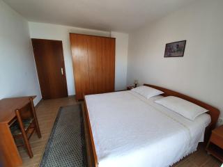 Apartments Desa - only for families - Pag - 5