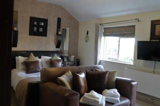 The Queens Head - Belton - 7