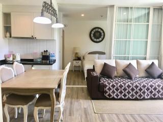 Summer Huahin Condo108,2 Bedroom,Near Beach&Cicada,Garden view,Amazing Swimming pool - Hua Hin - 0