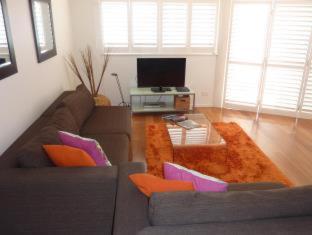 Kings Bay Apartments - 8