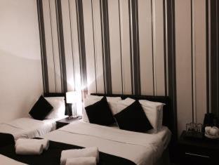 OYO Firs Lodge London Heathrow - Hounslow - 9