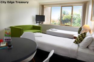 City Edge East Melbourne Apartment Hotel - Melbourne - 9