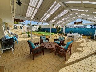 Palm Beach Guest House - Rockingham - 8