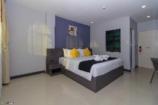 Modern Living Residence - Patong Beach - 9
