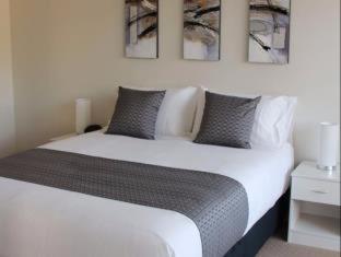 The Dalgety Apartments - 2