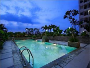 Hotel Santika Depok - Depok - 8