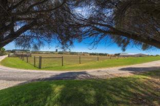Wytonia Beachfront Accommodation - Port Fairy - 8