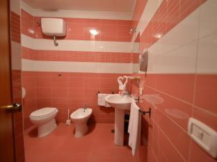 Hotel Martini - Naples - 8