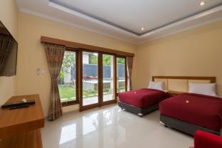 Kubu Petitenget Suite Seminyak - 3