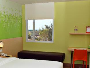 Zest Harbour Bay Batam by Swiss-Belhotel International - 7