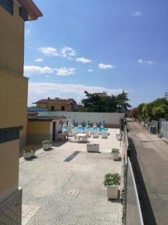 Garden Inn - 7