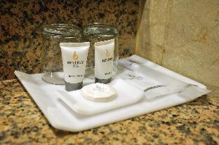 Beverly Hotel Batam - 1