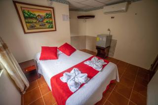 Hostal Gladismar - Puerto Villamil - 0