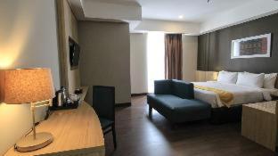 Anara Sky Kualanamu Hotel - 8