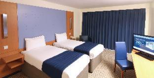 Ramada London North - 2