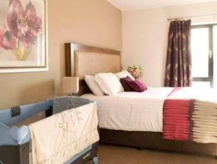 Ballyrobin Hotel - Aldergrove - 8