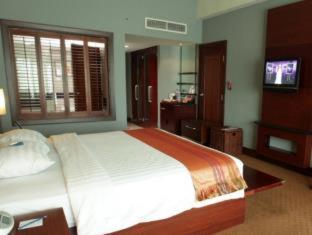 Blue Sky Hotel Balikpapan - Balikpapan - 2