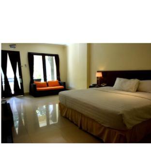 Radha Bali Hotel - Kuta - 8
