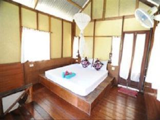 Smile Bungalow Bottle Beach - 9