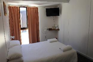 Tullah Lakeside Lodge - 7