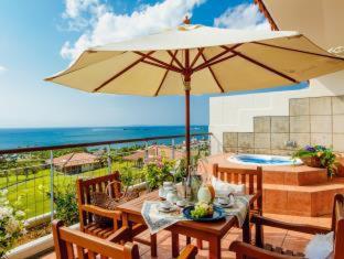 Kanucha Bay Hotel & Villas - Nago - 1