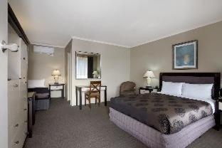 Comfort Inn On Raglan - 3