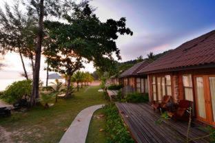 Thiwson Beach Resort - SHA Extra Plus - 6