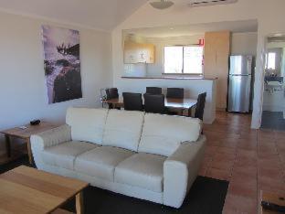 Margaret River Beach Apartments - 5