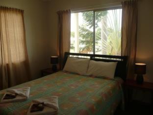 Ocean Breeze Units - Bowen - 5
