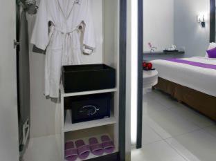Quest Hotel Balikpapan by ASTON - Balikpapan - 1