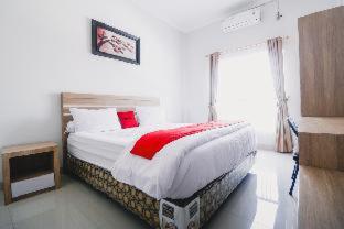 RedDoorz near Hermes Place Polonia Medan - Medan - 9