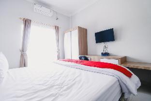 RedDoorz near Hermes Place Polonia Medan - Medan - 7