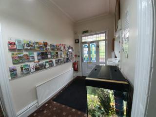 The Handforth Lodge - Handforth - 2